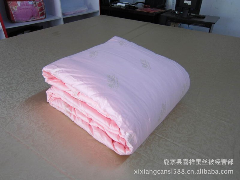 蚕丝被价格